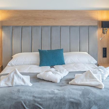 Lux Apartman V Hoteli Akvamarin Bešeňová Dış mekan fotoğraf
